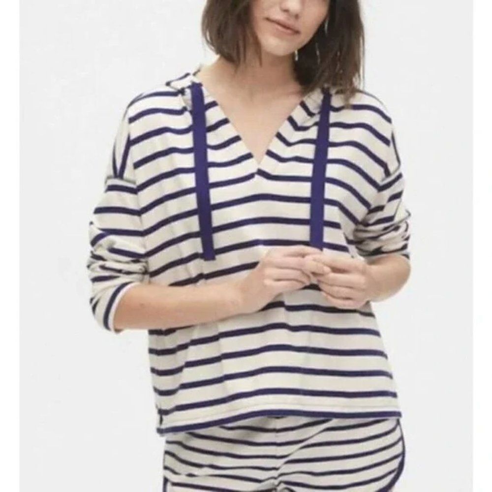 The Gap Nautical Striped Hoodie - size XL in Ivory/Navy